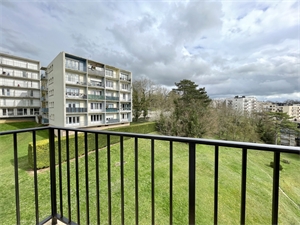 appartement à la vente -   27000  EVREUX, surface 32 m2 vente appartement - APR703853